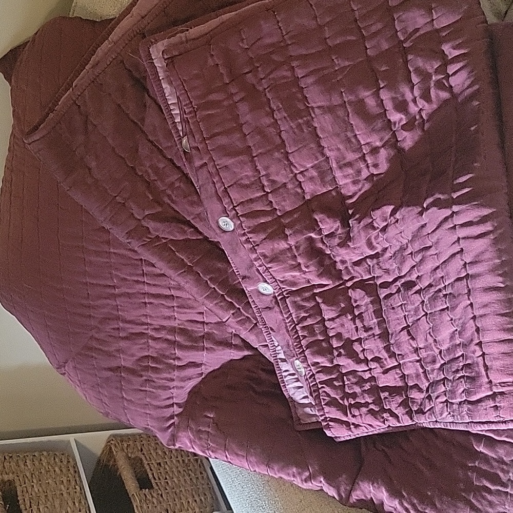 Pottery Barn pick stitch quilt 2 Shams full/queen